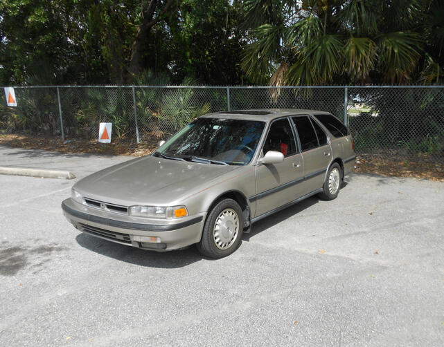 Left side - 1991 Accord Wagon EX